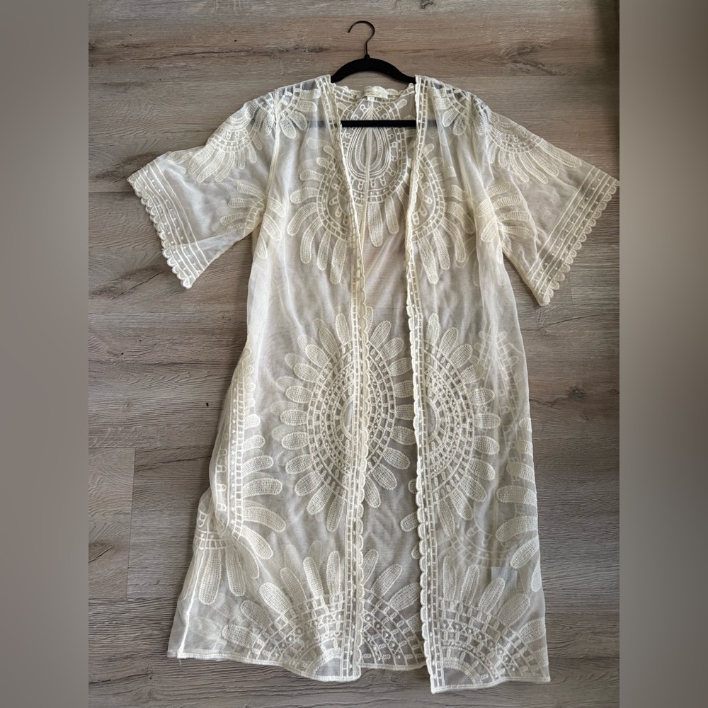 Rebellion Lace Overlay Kimono Cover-Up in Cream
